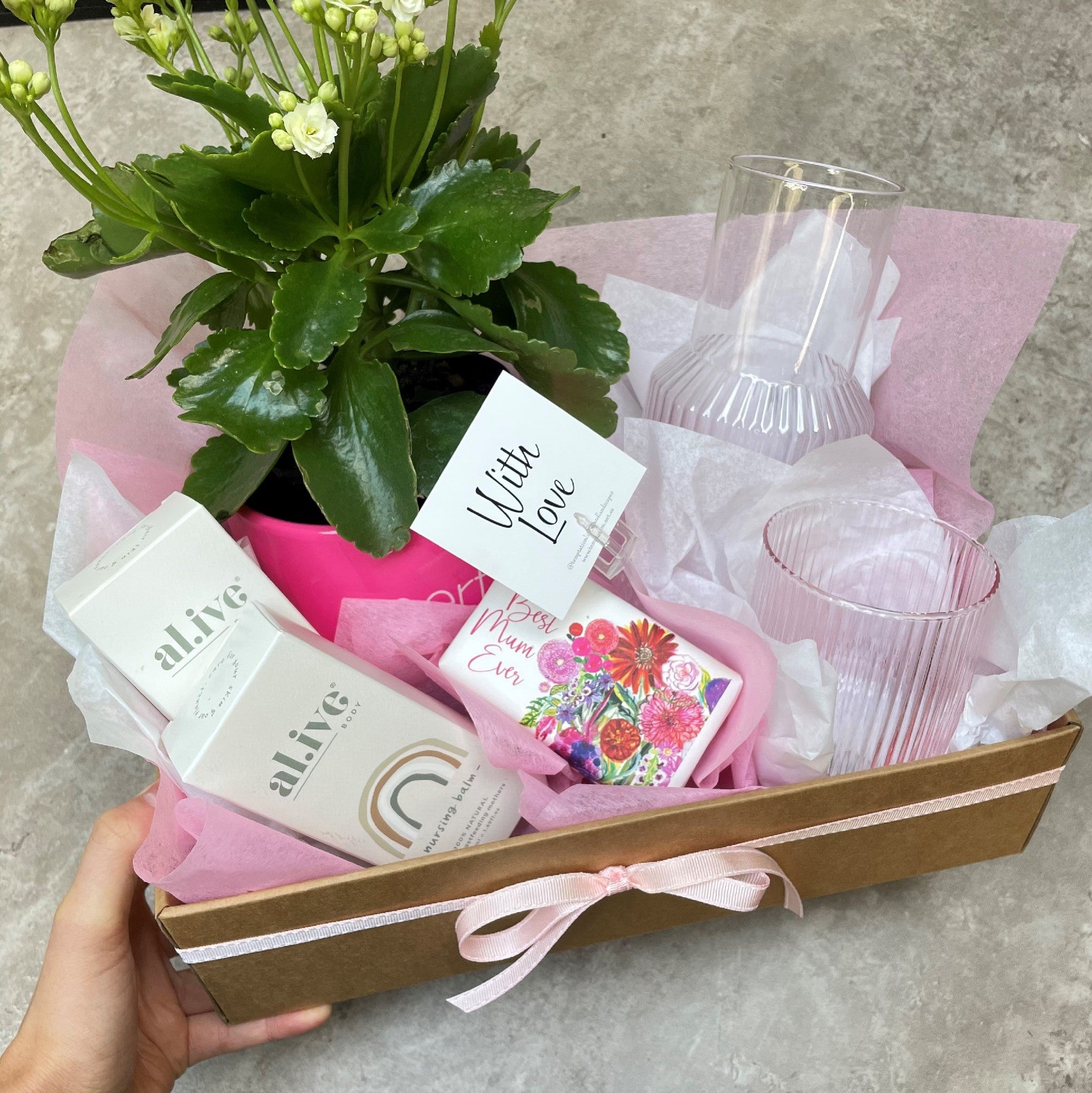 FIRST MOTHER'S DAY GIFT BOX - PINK